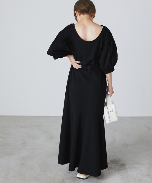 forksy.（フォルクシー）の「【forksy.】カットパフスリーブマーメードマキシワンピース（ワンピース・レディース・ブラック/ブルー/オートミール・FREE）」の10枚目の写真