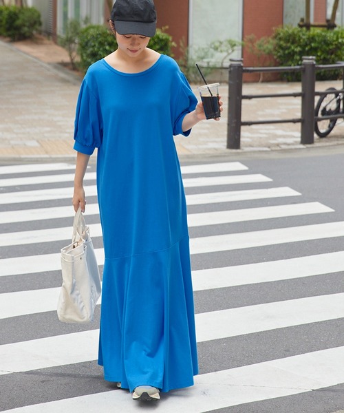 forksy.（フォルクシー）の「【forksy.】カットパフスリーブマーメードマキシワンピース（ワンピース・レディース・ブラック/ブルー/オートミール・FREE）」の16枚目の写真