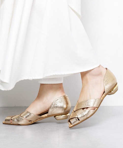 HIMIKO（ヒミコ）の「【Made in Japan】カットワークセパレートパンプス/621122（パンプス・レディース・ゴールド/ブラック/アイボリー・24.0cm/23.0cm/24.5cm/22.5cm/23.5cm/25.0cm/22.0cm/25.5cm）」の12枚目の写真