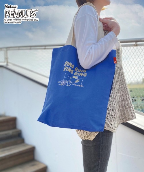 Vintage PEANUTS(ビンテージピーナッツ)の「ルートート/リサイクルコットン SNOOPY スヌーピー IP.トール.Peanuts-6W(トートバッグ・レディース・ホワイト系その他/ブラック系その他6/グレー系その他2/ベージュ系その他4/グリーン系その他7/ブルー系その他3/レッド系その他5・FREE)」の1枚目の写真