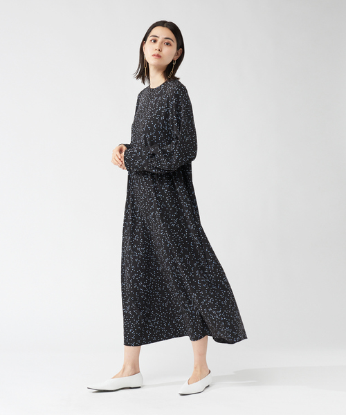 qualite(カリテ)の「ドットパネルギャザーワンピース(ワンピース・レディース・ドット・フリー)」の1枚目の写真