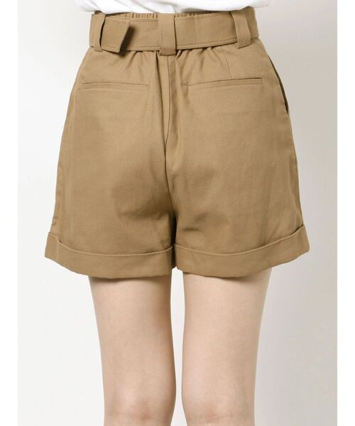 CALNAMUR(カルナムール)の「ロールアップショートパンツ(その他パンツ・レディース・ベージュ/カーキ・FREE)」の7枚目の写真