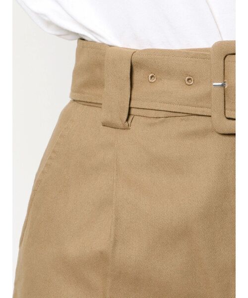 CALNAMUR(カルナムール)の「ロールアップショートパンツ(その他パンツ・レディース・ベージュ/カーキ・FREE)」の8枚目の写真