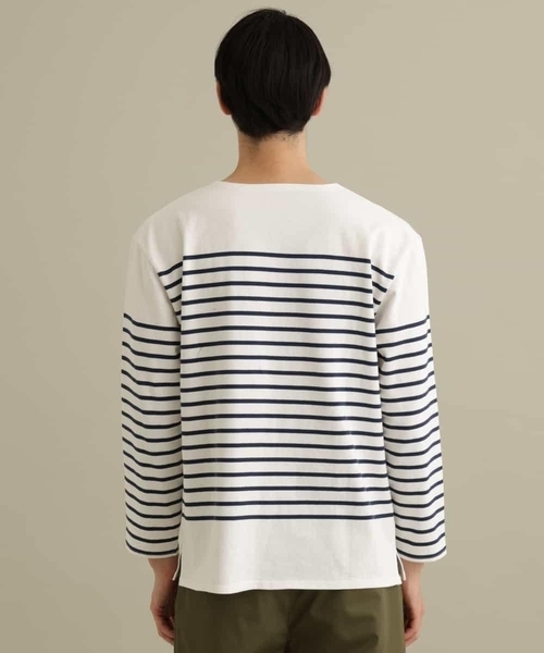 a.v.v（アーヴェヴェ）の「パネルボーダーワイドシルエットカットソー（Tシャツ/カットソー・メンズ・アイボリー/ブラック・46/48）」の7枚目の写真