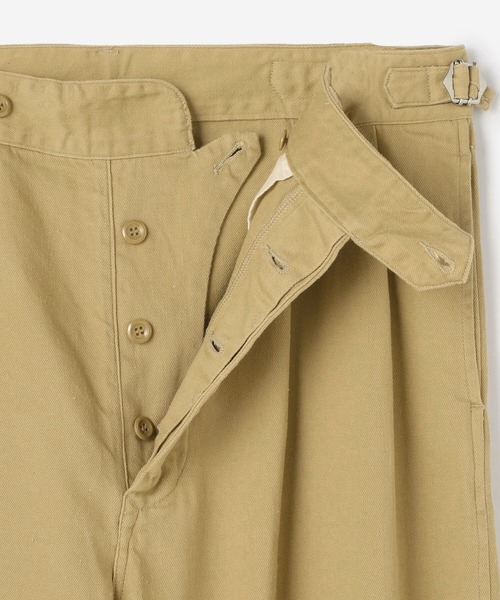 ORCIVAL（オーシバル）の「ORCIVAL | ヴィンテージツイル サイドアジャスター2タックパンツ MEN（その他パンツ・メンズ・ベージュ/カーキ・4/5）」の13枚目の写真