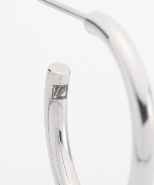 Vaya Con Dios(ヴァヤコンディオス)の「E154 stainless - Hoop pierce(pair)(ピアス(両耳用)・メンズ・シルバー/ゴールド/ブラック・FREE)」の9枚目の写真