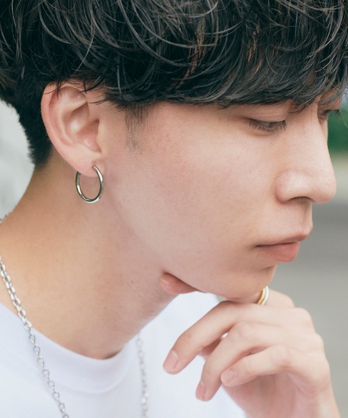 Vaya Con Dios(ヴァヤコンディオス)の「E154 stainless - Hoop pierce(pair)(ピアス(両耳用)・メンズ・シルバー/ゴールド/ブラック・FREE)」の18枚目の写真