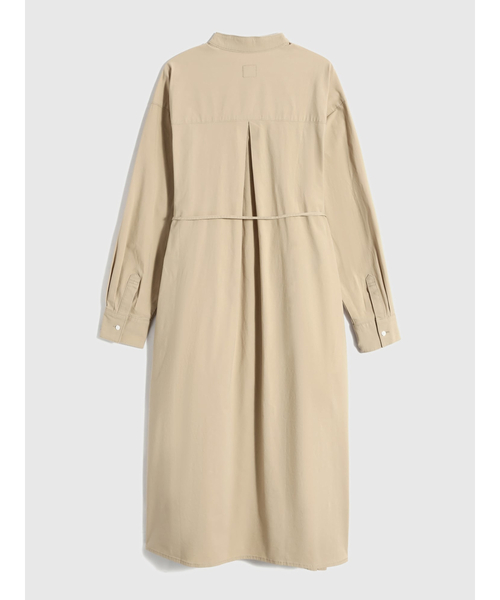 GAP（ギャップ）の「Free＆Flow マキシシャツワンピース（ワンピース・レディース・ベージュ/ホワイト/ホワイト×ブルー・S/M/XXS/XS）」の15枚目の写真