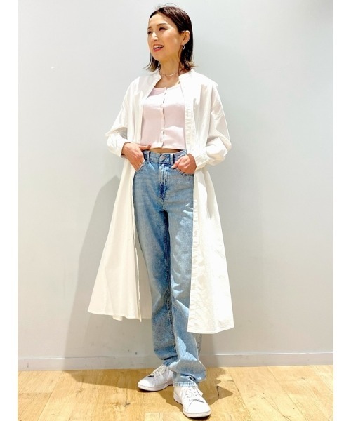 GAP（ギャップ）の「Free＆Flow マキシシャツワンピース（ワンピース・レディース・ベージュ/ホワイト/ホワイト×ブルー・S/M/XXS/XS）」の4枚目の写真