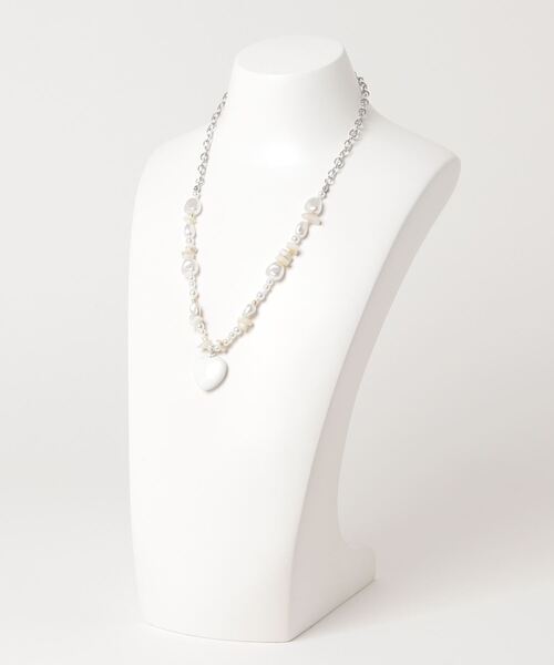 WEGO（ウィゴー）の「WEGO/ストーンミックスモチーフネックレス（ネックレス・レディース・ホワイト/ブラック/その他1・FREE）」の5枚目の写真