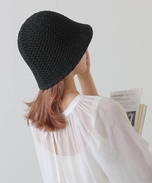 COLONY 2139(コロニートゥーワンスリーナイン)の「雑材バケットハット(ハット・レディース・ブラック/ベージュ・FREE)」の6枚目の写真