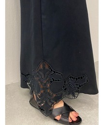 BEARDSLEY | 裾カット刺繍パンツ(その他パンツ)