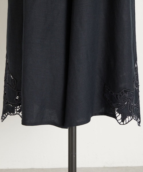 BEARDSLEY（ビアズリー）の「裾カット刺繍パンツ（その他パンツ・レディース・ブラック/ホワイト・1/0）」の13枚目の写真