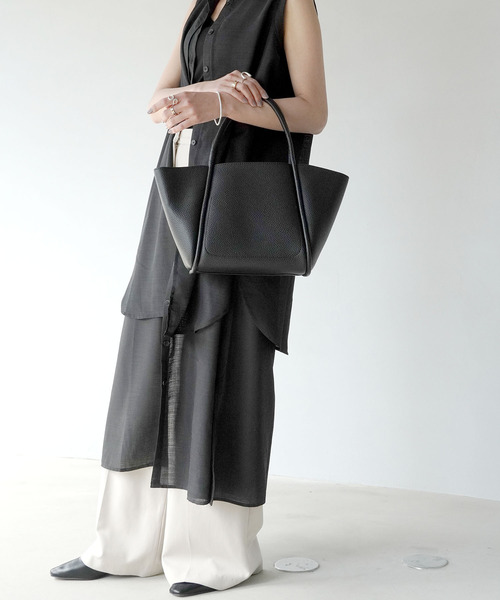 IAMUSE(アイアミューズ)の「シンプルトートバッグ S0070【IAMUSE】(トートバッグ・レディース・ホワイト/ブラック・FREE)」の4枚目の写真