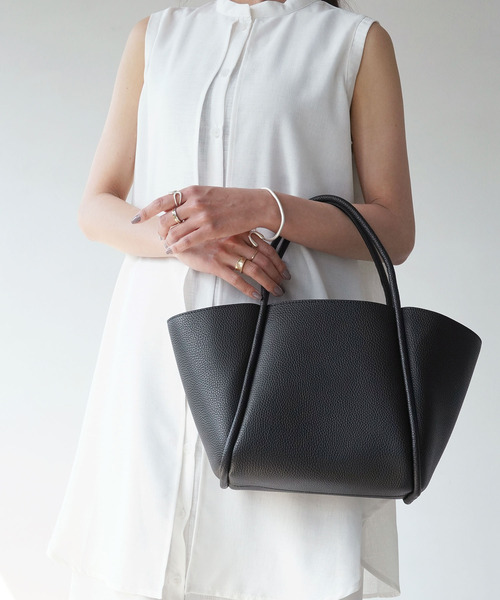 IAMUSE(アイアミューズ)の「シンプルトートバッグ S0070【IAMUSE】(トートバッグ・レディース・ホワイト/ブラック・FREE)」の6枚目の写真