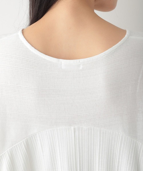 LEPSIM(レプシィム)の「ヨウリュウキリカエチュニック 274204(Tシャツ/カットソー・レディース・オフホワイト/ブラック/レッド・FREE)」の5枚目の写真