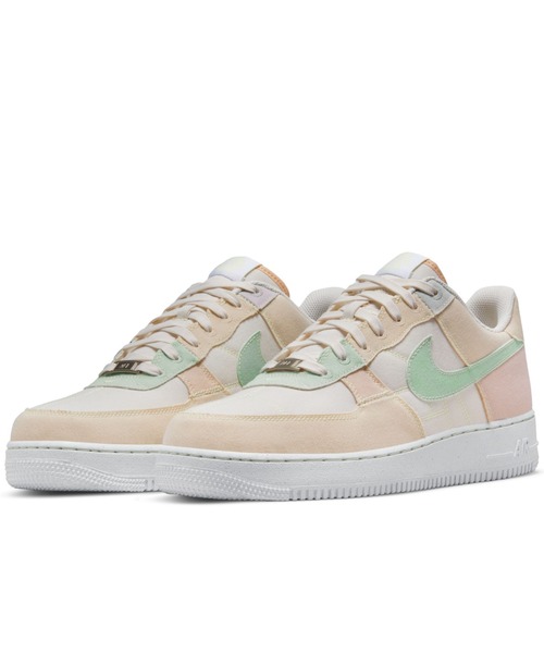 NIKE（ナイキ）の「AIR FORCE 1 '07 LX NN　DR5648-030（スニーカー・メンズ・ベージュ系その他・25.5cm/26.5cm/27.5cm/28.5cm/25.0cm/26.0cm/27.0cm/28.0cm/29.0cm/30.0cm）」の7枚目の写真