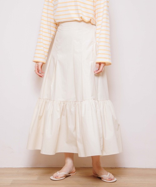 flower（フラワー）の「タックギャザースカート（スカート・レディース・ホワイト/アイボリー・FREE）」の7枚目の写真