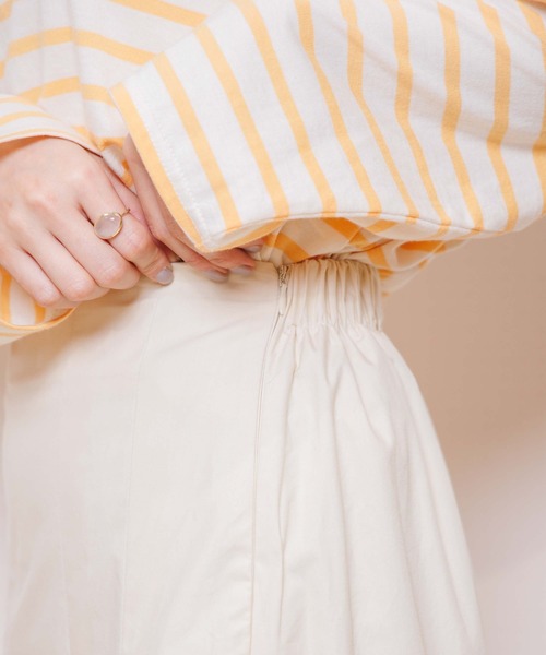 flower（フラワー）の「タックギャザースカート（スカート・レディース・ホワイト/アイボリー・FREE）」の11枚目の写真