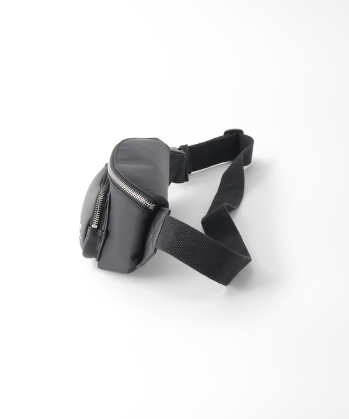 A.P.C.（アーペーセー）の「【A.P.C. / アー ペー セー】 BANANE CAMDEN ウエストバック（ショルダーバッグ・メンズ・ブラック・FREE）」の14枚目の写真