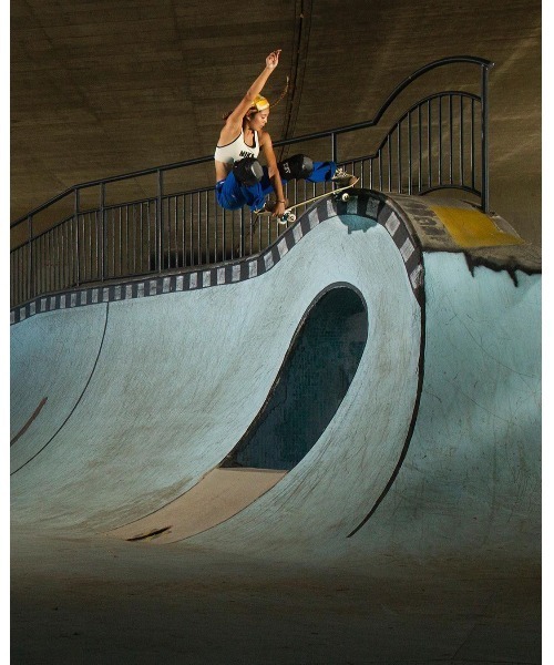 NIKE SB（ナイキエスビー）の「NIKE/ナイキ SB WS BRUIN HI/エスビー ブルイン ハイ スケートボード スケシュ スニーカー DR0126（スニーカー・レディース・ブラック×ブラック/イエロー系その他・23.5cm/24.5cm/26.5cm/27.5cm/28.5cm/23.0cm/24.0cm/25.0cm/26.0cm/27.0cm/28.0cm/29.0cm）」の9枚目の写真