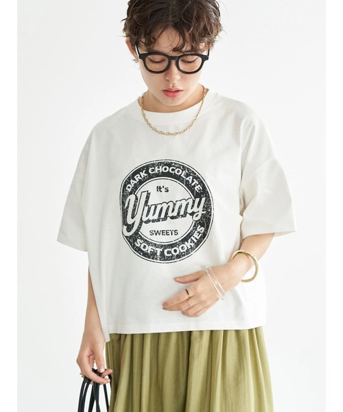 earth music&ecology(アースミュージックアンドエコロジー)の「yummy ショートTシャツ(Tシャツ/カットソー・レディース・チャコールグレー/オフホワイト/サックスブルー/ラベンダー・FREE)」の12枚目の写真