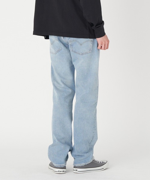 501(ゴーマルイチ)の「Levi’s/リーバイス 501(R) LEVI'S ORIGINAL Z1543 LIGHT INDIGO STONEWASH(デニムパンツ・メンズ・ライトインディゴブルー・W34 L32/W36 L32/W28 L32/W30 L32/W33 L32/W29 L32/W32 L32/W31 L32)」の13枚目の写真