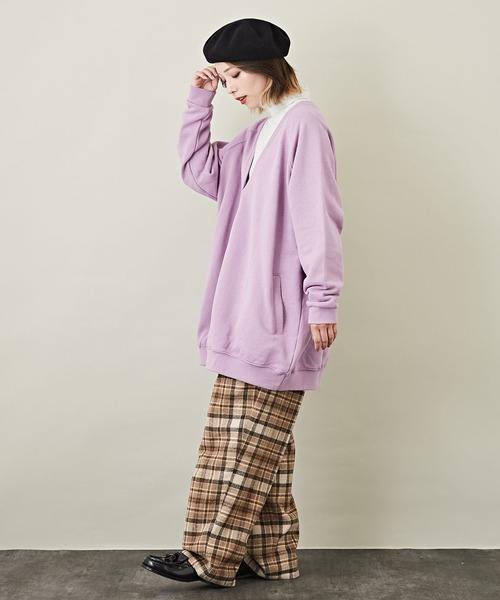 CUBE SUGAR（キューブシュガー）の「WEB限定スウェット配色ステッチ長袖カーディガン（カーディガン/ボレロ・レディース・パープル/ブラック/グレイッシュベージュ・M）」の18枚目の写真