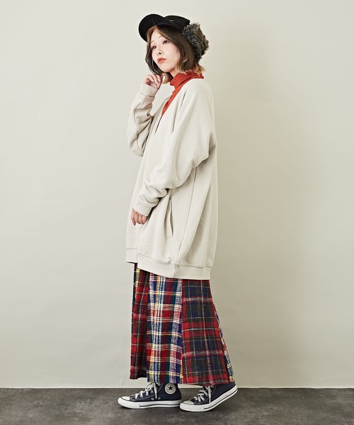 CUBE SUGAR（キューブシュガー）の「WEB限定スウェット配色ステッチ長袖カーディガン（カーディガン/ボレロ・レディース・パープル/ブラック/グレイッシュベージュ・M）」の7枚目の写真