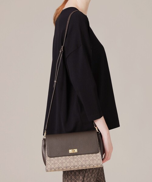 MACKINTOSH LONDON（マッキントッシュ ロンドン）の「アンドリュージャカードフラップバッグ（ショルダーバッグ・レディース・ブラウン系その他4・FREE）」の6枚目の写真