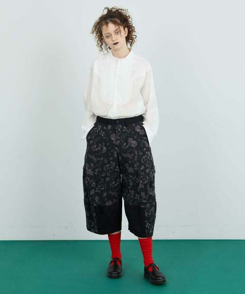 FRAPBOIS(フラボア)の「ガーデン パンツ(その他パンツ・レディース・ブラック/ボルドー・1/0)」の5枚目の写真