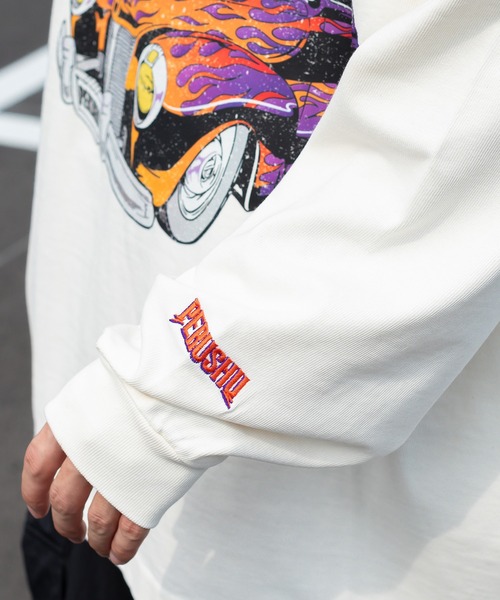 Perushu(ペルーシュ)の「ユーズドライクピグメントロンT(Tシャツ/カットソー・メンズ・ブラック/オフホワイト/ネイビー・MEDIUM/LARGE)」の11枚目の写真