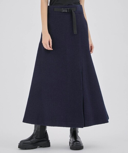 CITY TOKYO（シティトウキョウ）の「トラベルウールワイドヘムスカート（スカート・レディース・レッド/ネイビー・1/2）」の2枚目の写真