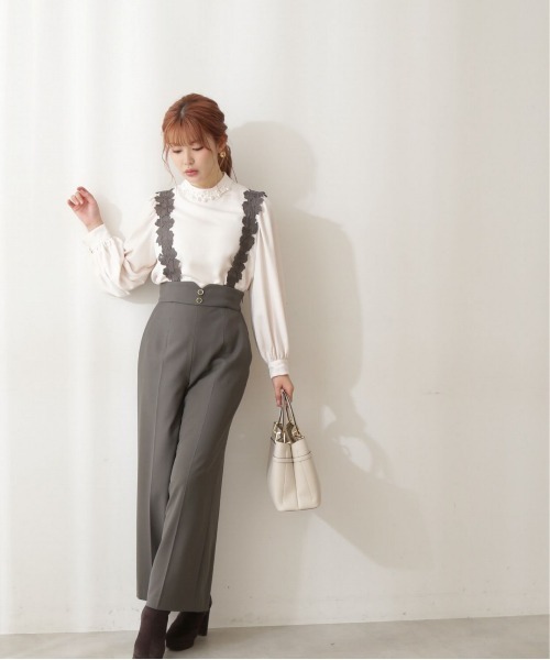 PROPORTION BODY DRESSING(プロポーションボディドレッシング)の「デザインショルダーパンツ / 1212230002(その他パンツ・レディース・オフホワイト/ブラウン/ベージュ・MEDIUM/SMALL)」の4枚目の写真