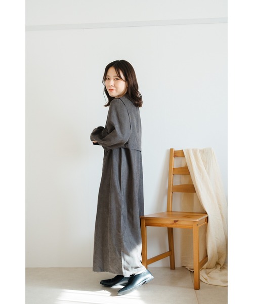 Amourire(アムリール)の「【yumiコラボ】シャツコールレイヤーシャツワンピース(シャツワンピース・レディース・チャコール/ダークブラウン・M/L)」の4枚目の写真