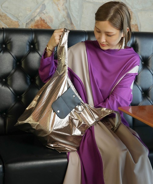 Bou Jeloud(ブージュルード)の「【はあちゅう×Bou Jeloud】stowableショッピングバッグ(エコバッグ/サブバッグ・レディース・ブロンズ/グリーン/ピンク・ONESIZE)」の5枚目の写真