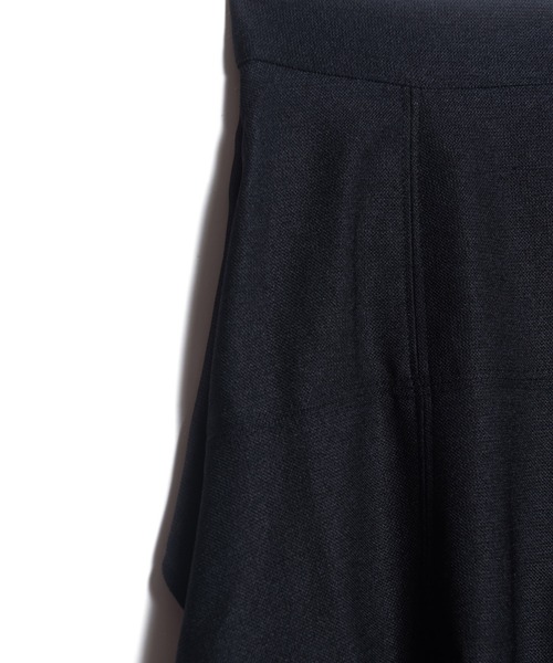 LAYMEE(レイミー)の「Eta pleats skirt / エタプリーツスカート(スカート・レディース・アイボリー/ブラック・FREE)」の3枚目の写真