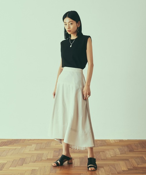 LAYMEE(レイミー)の「Eta pleats skirt / エタプリーツスカート(スカート・レディース・アイボリー/ブラック・FREE)」の10枚目の写真