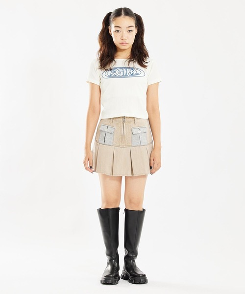 X-girl(エックスガール)の「OVAL LOGO S/S BABY TEE(Tシャツ/カットソー・レディース・ブルー/ブラック/ホワイト・S/M)」の4枚目の写真