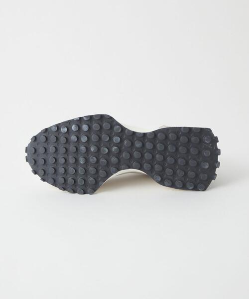 NEW BALANCE(ニューバランス)の「【WEB限定】<New Balance>U327 スニーカー(スニーカー・レディース・ベージュ/ライトグレー/ブラック・22.5cm/23cm/23.5cm/24cm/24.5cm/25cm)」の21枚目の写真