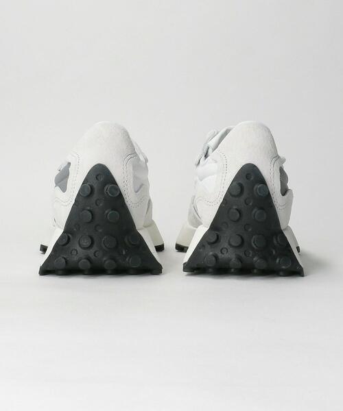 NEW BALANCE(ニューバランス)の「【WEB限定】<New Balance>U327 スニーカー(スニーカー・レディース・ベージュ/ライトグレー/ブラック・22.5cm/23cm/23.5cm/24cm/24.5cm/25cm)」の10枚目の写真