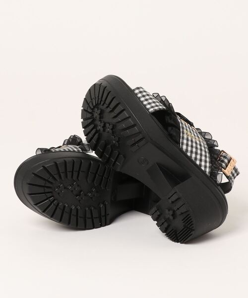 algy（アルジー）の「（ALGY） リボンフリル 厚底サンダル（サンダル・キッズ・ブラック/ホワイト・23.0cm/24.0cm/22.0cm/19.0cm/20.0cm/21.0cm）」の8枚目の写真