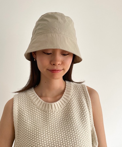 CANAL JEAN（キャナルジーン）の「El mar　シンプルバケットハット（ハット・レディース・ブラック/ベージュ・ONE SIZE）」の2枚目の写真