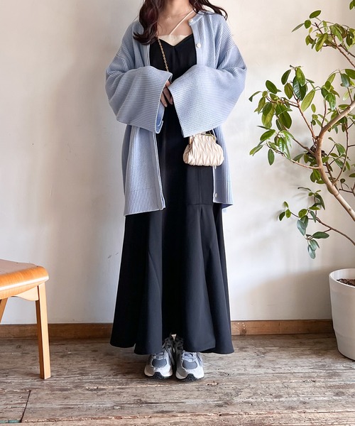 Mysa&Liina(ミーサリーナ)の「ニットカーディガン袖スリットワンピ(カーディガン/ボレロ・レディース・アイボリー/ブルー/オレンジ・M)」の6枚目の写真