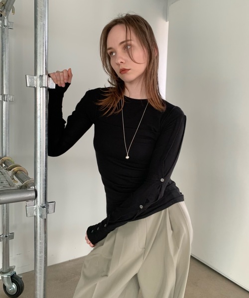 【セール】袖ラインプリーツボタン留めロンT（Tシャツ/カットソー）｜Didot.showroom（ディドット ショールーム）