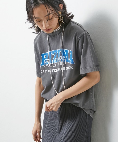 CHIC STYLE(シックスタイル)の「<大きいサイズ>綿100%リメイク風ロゴプリントピグメントTシャツ シックスタイル(Tシャツ/カットソー・レディース・グリーン/チャコール・L/LL/3L/4L/5L)」の21枚目の写真