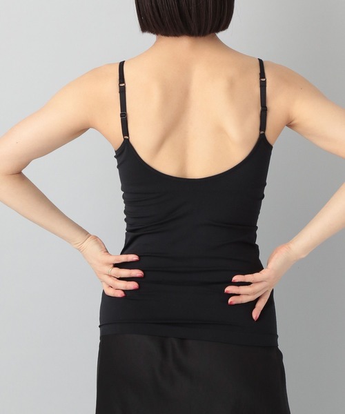 e/rm（イーアールエム）の「【e/rm・セレクト】cohan（コハン）シームレスブラキャミソール（ブラジャー・レディース・キャメル/ブラック・SMALL/MEDIUM）」の9枚目の写真