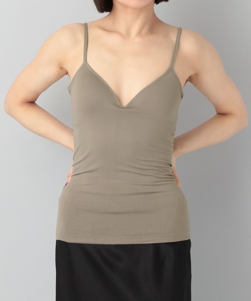 e/rm（イーアールエム）の「【e/rm・セレクト】cohan（コハン）シームレスブラキャミソール（ブラジャー・レディース・キャメル/ブラック・SMALL/MEDIUM）」の11枚目の写真