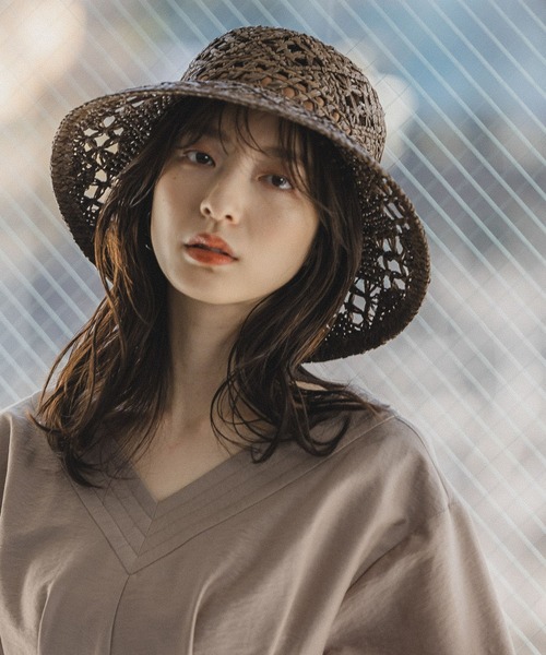 Andemiu（アンデミュウ）の「ラフィアガラアミＨＡＴ 180546（ハット・レディース・ブラウン/ベージュ/ブラック・FREE）」の3枚目の写真