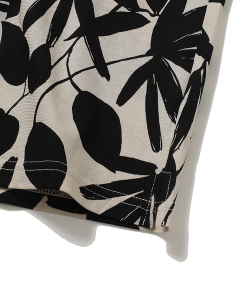 MEN'S BIGI（メンズビギ）の「フラワープリントスキッパーポロシャツ（ポロシャツ・メンズ・グリーン系その他/ホワイト系その他・01/02/03）」の5枚目の写真